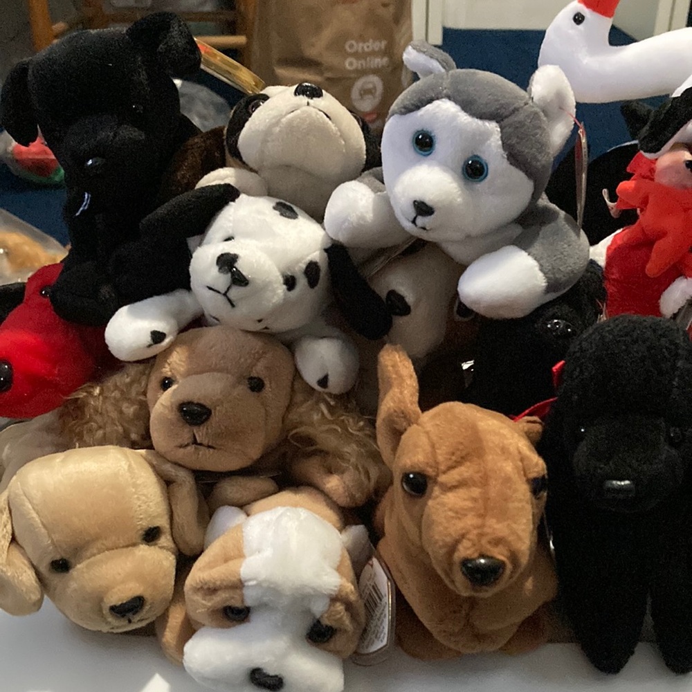 Assorted Beanie Babies Dogs